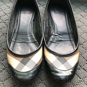 Burberry Flats